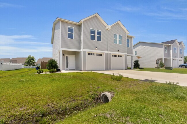 Foto del edificio - 139 Pasture Ln