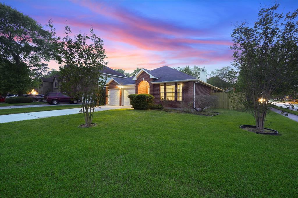 Primary Photo - 21520 Palace Pines Dr