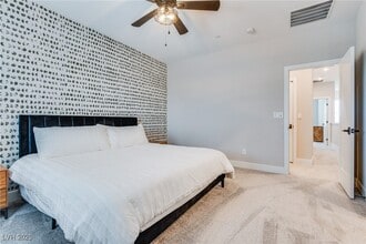 Building Photo - 9812 Kings Glen St