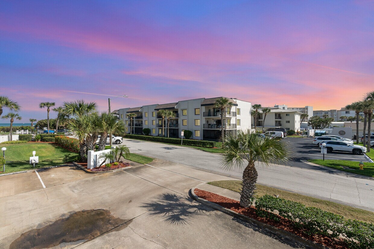 549 Taylor Ave Unit 549, Cape Canaveral, FL 32920 Condo for Rent in