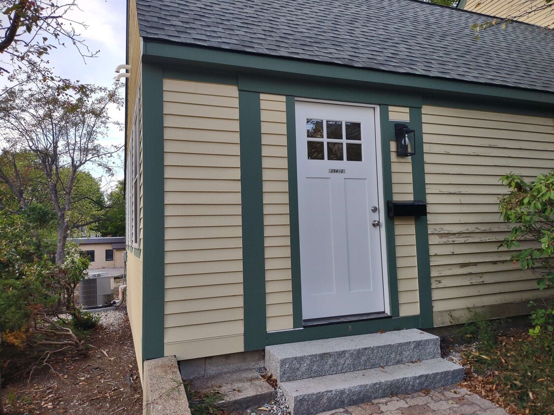Primary Photo - 394 Union Ave