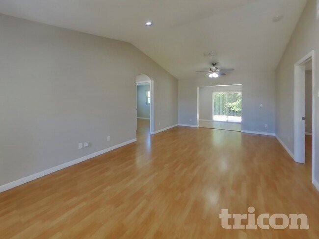 Foto del edificio - 2305 Cutler Ct