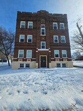 Building Photo - 1933 Lee Rd