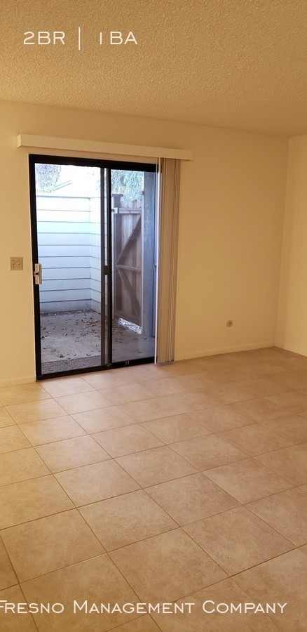 Foto del edificio - 4676 E Clinton Ave
