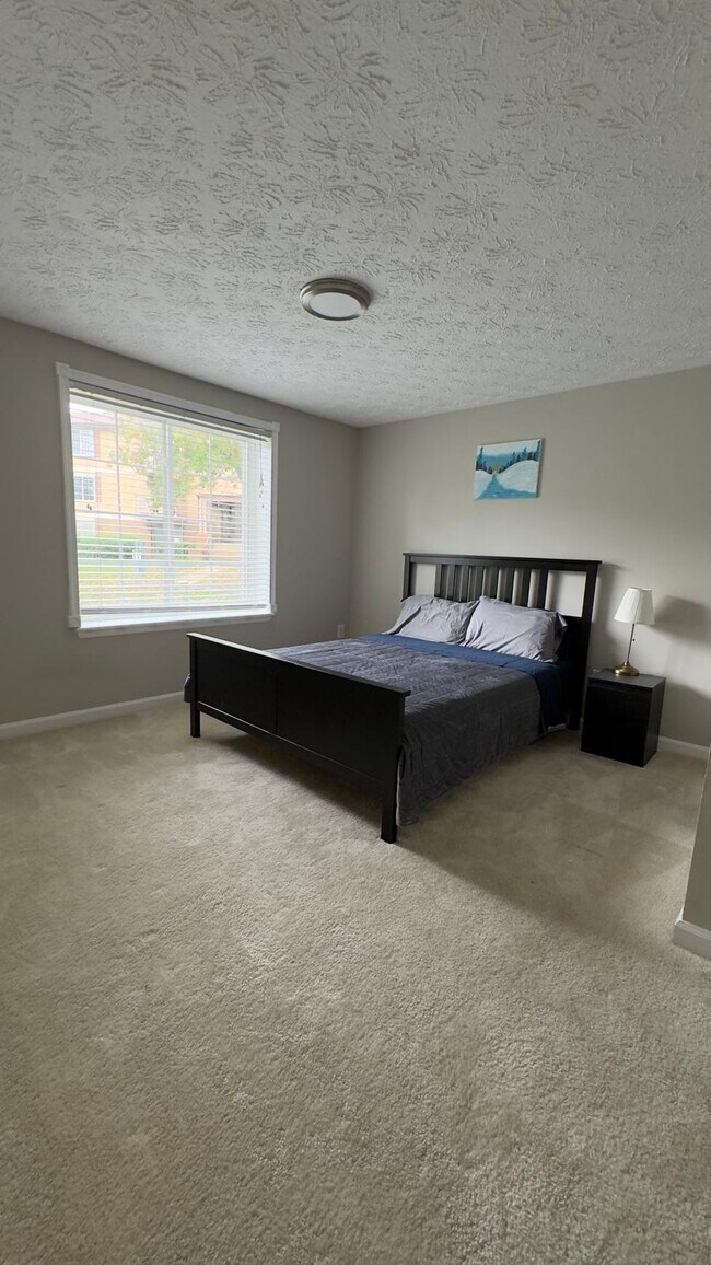 Foto del edificio - 8382 Brockham Dr