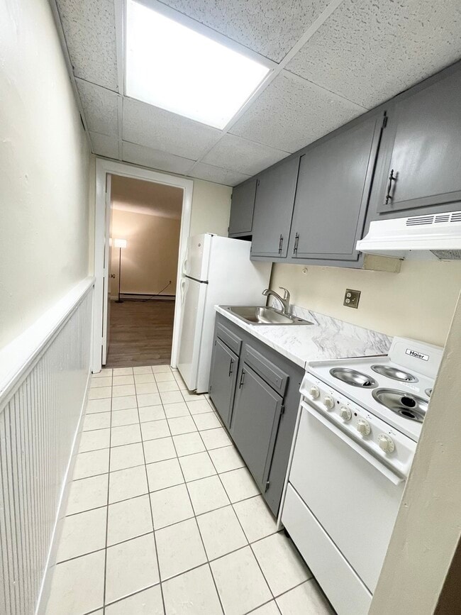 Building Photo - 11 US-1