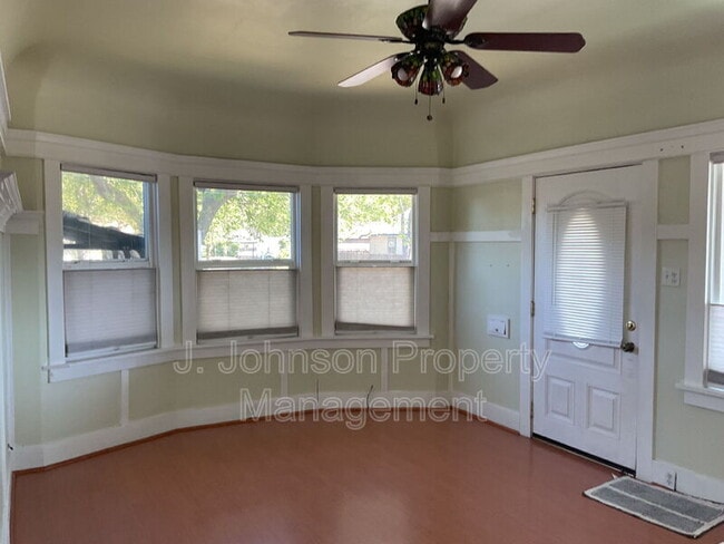 Building Photo - 1143 Wall St