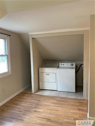 Building Photo - 349 Shoreland Cir