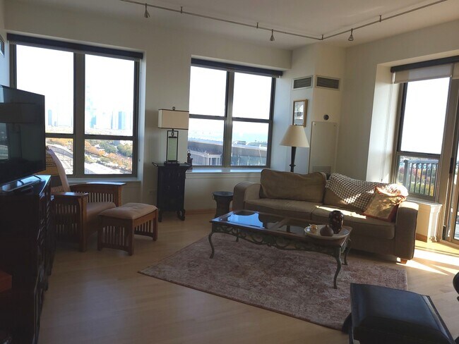 Foto del edificio - 1717 S Prairie Ave