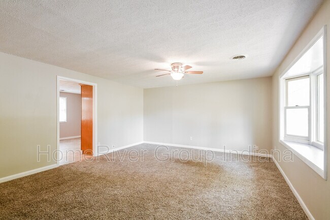 Foto del edificio - 1739 Shawnee Rd