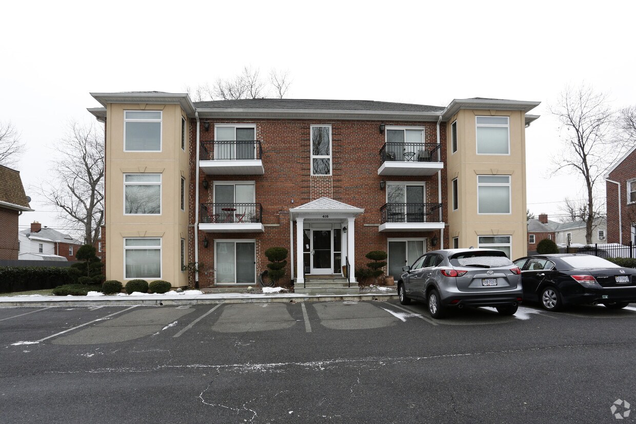 Primary Photo - 416 S Veitch St