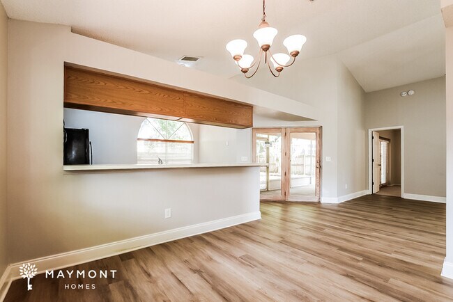 Foto del edificio - 337 Sterling Lake Dr