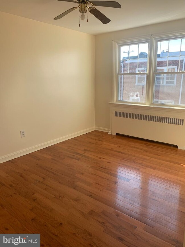 Foto del edificio - 7704 Oakley Rd