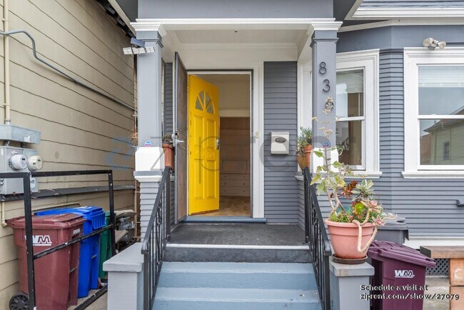 Building Photo - 836 7th Ave