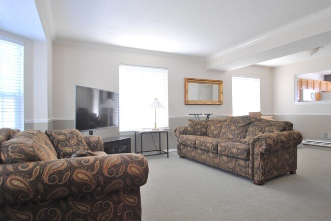 Foto del edificio - 320 280 N