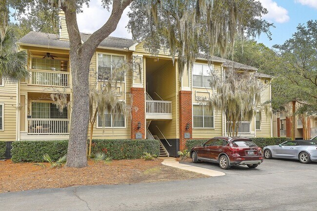 Foto del edificio - 1600 Long Grove Dr