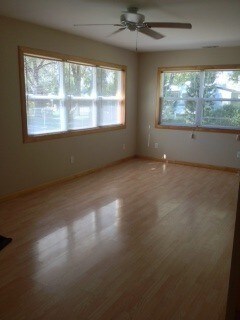 Foto del edificio - 2N211 Pleasant Hill Rd