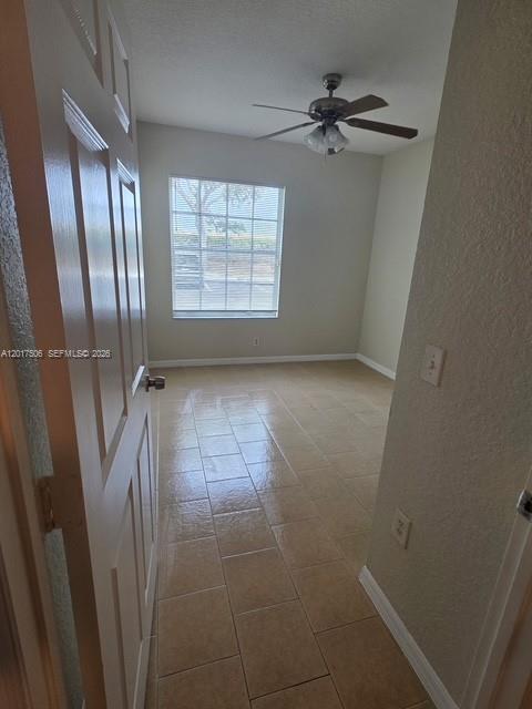 Foto del edificio - 6942 W Sample Rd