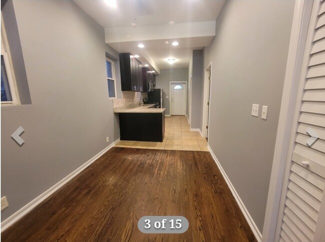 Building Photo - 3036 S Union Ave