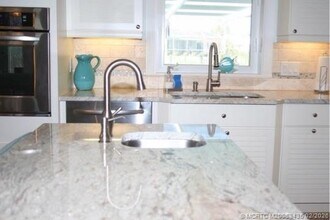 Building Photo - 513 Gunwale Ln