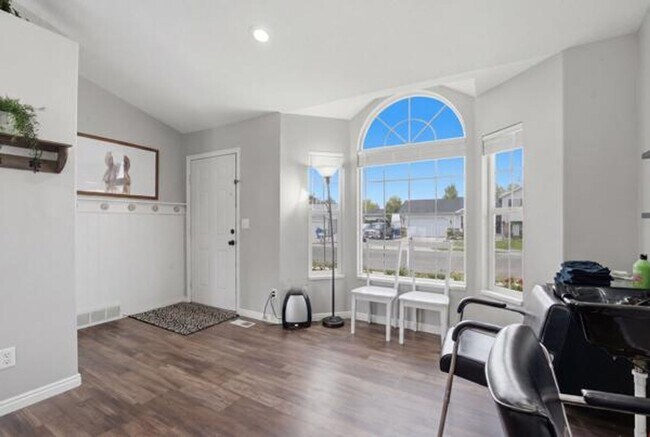 Foto del edificio - Gorgeous Lehi Home