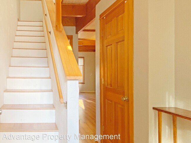 Foto del edificio - 2 br, 1.5 bath House - 149 NE Powderhorn D...