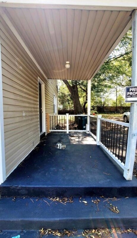 Building Photo - 1705 Doran Ln