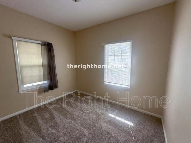 Foto del edificio - 902 Harrington Ave