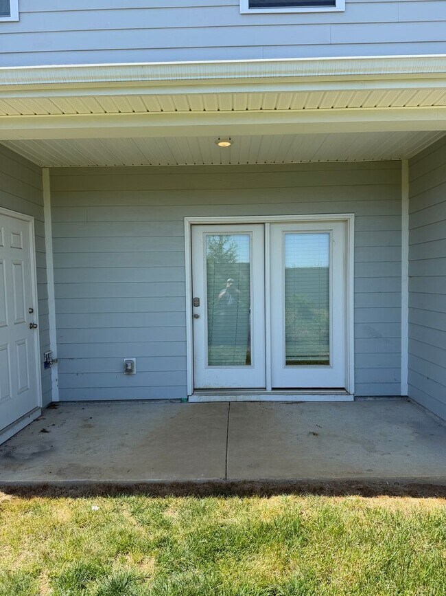 Foto del edificio - 3 BR/2BA | Newly Renovated Single Family Home | Covered Patio | In Columbia!