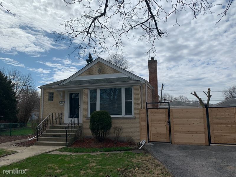 Primary Photo - 2 br, 1 bath House - 2823 W 99th St