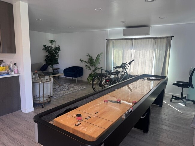 Foto del edificio - 18851 Fairhaven Ave