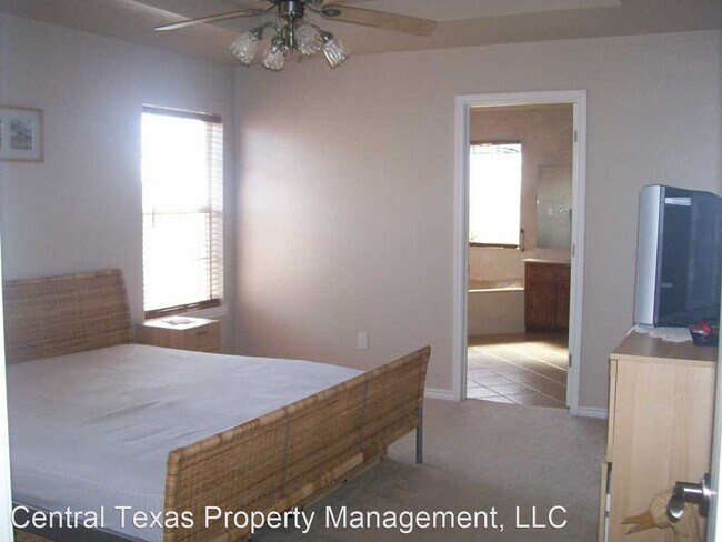 Foto del edificio - 3 br, 2 bath House - 602 Mustang