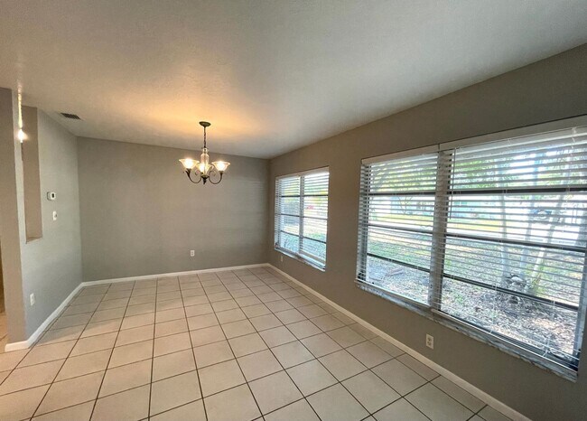 Photo - Newly Listed!! Beautiful 3bed/2bath Home f...