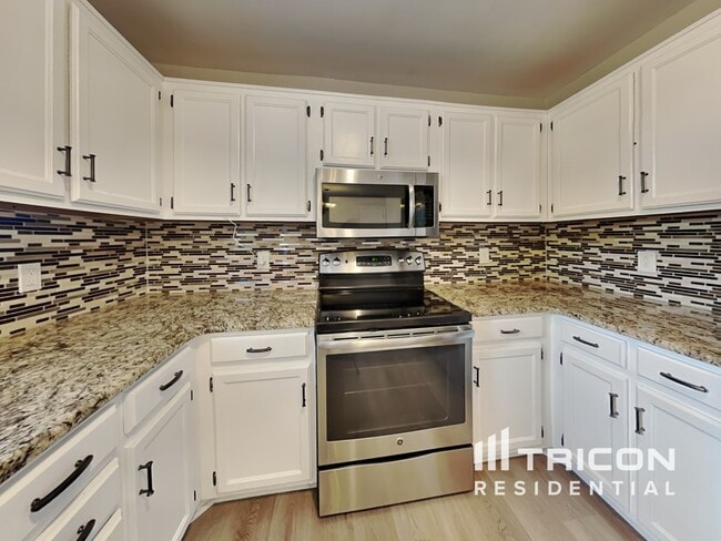 Building Photo - 126 Buckingham Ct