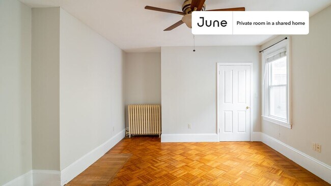 Foto del edificio - Room in Shared 3 bed/1 bath home in Somerville