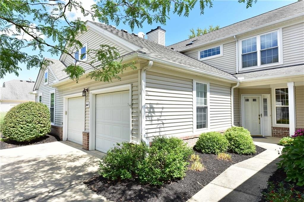 Primary Photo - 2647 Wyndgate Ct
