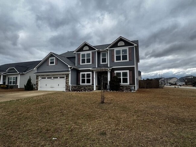 Building Photo - 5 Bedroom 3 Bath Home In Grays Creek