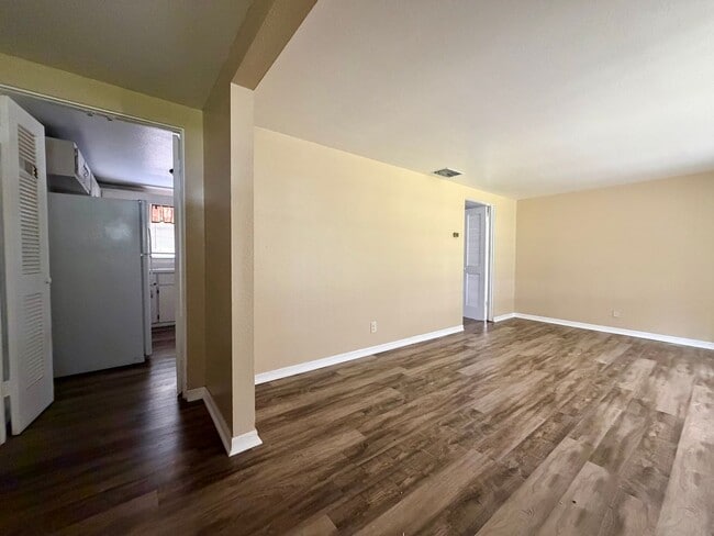 Building Photo - 1809 Richter Ln