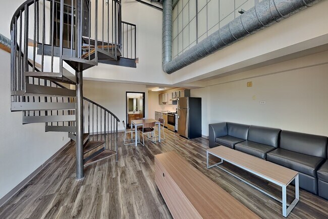 Building Photo - 119 Stanton Ave
