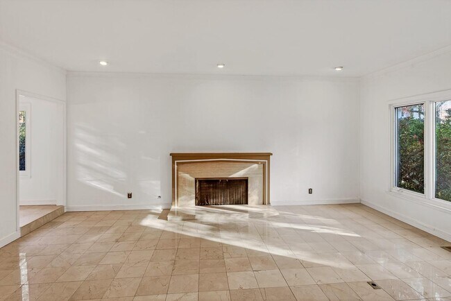 Foto del edificio - 860 Monte Rosa Dr