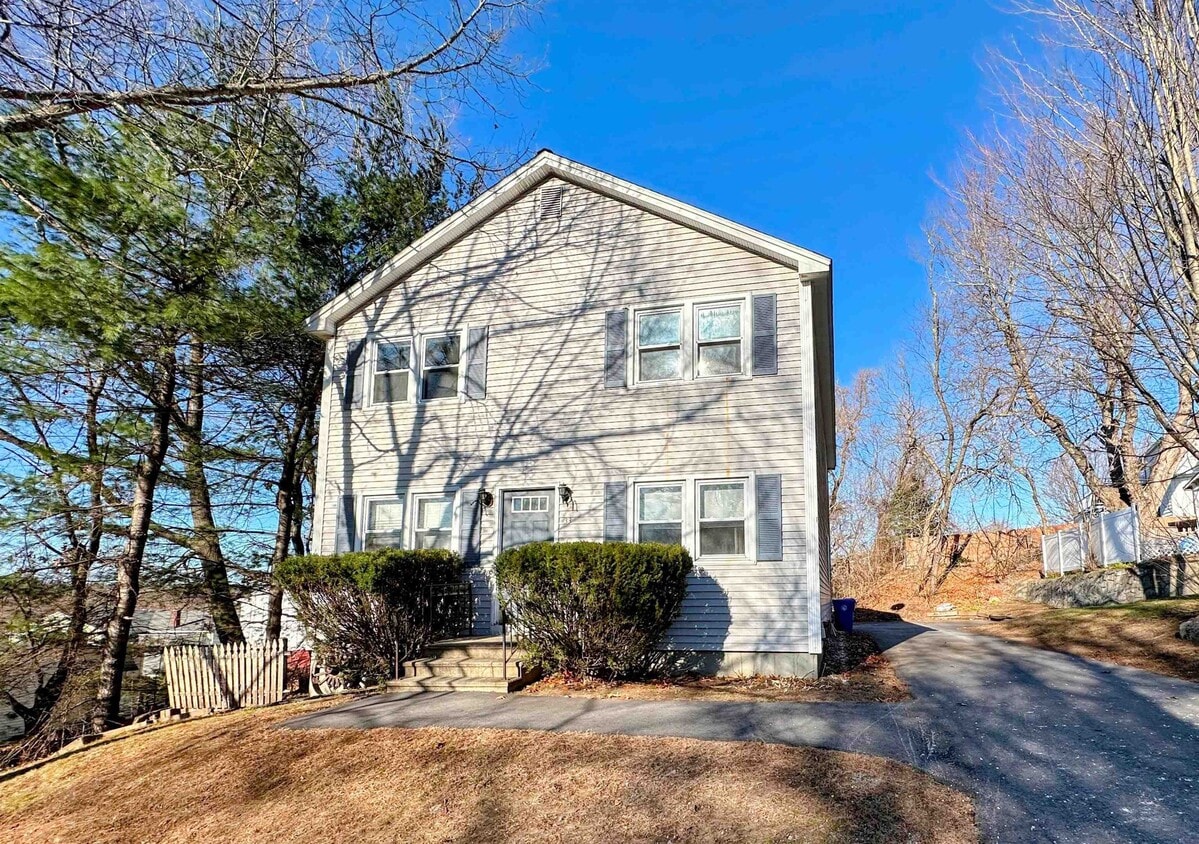 Primary Photo - 33 Elwood Ave