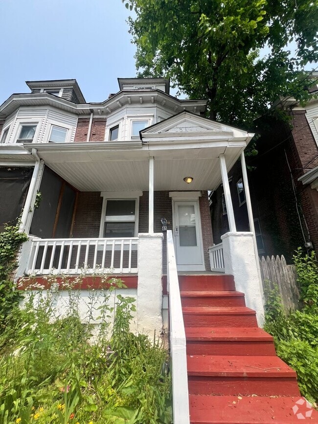Building Photo - 41 Edgemere Ave
