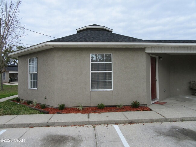 Building Photo - 1401 Gulf Ave