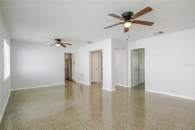 Foto del edificio - 123 Bosphorous Ave