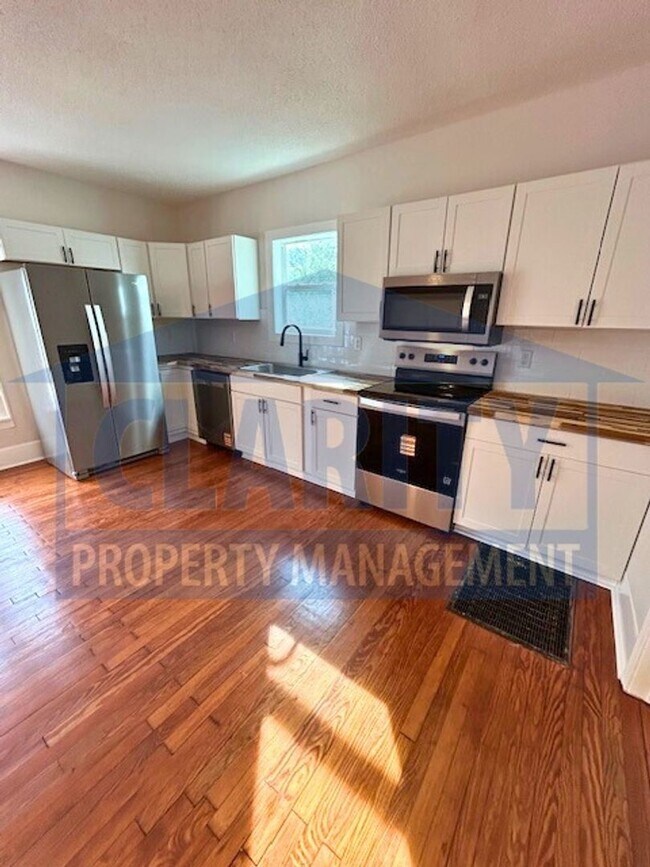 Foto del edificio - Beautifully Remodeled 3 Bedroom / 2 Bath Home in Chattanooga