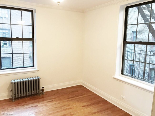 Building Photo - 236 W 149th St