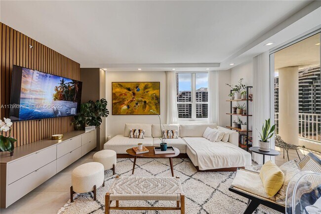 Foto del edificio - 701 Brickell Key Blvd