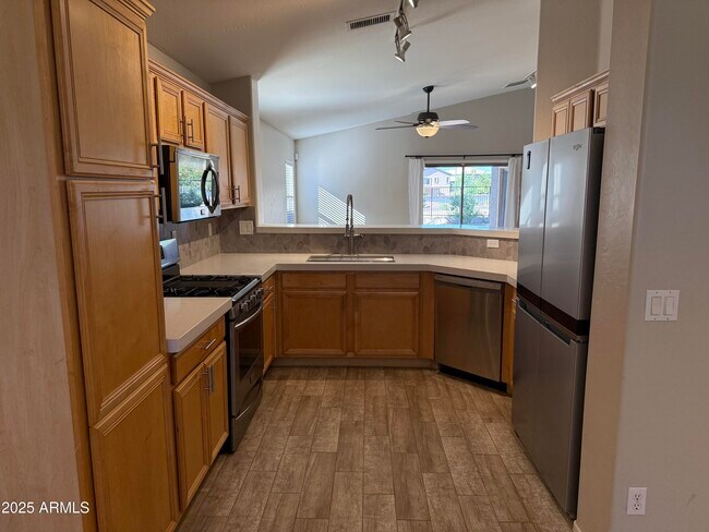 Foto del edificio - 5418 W Jessica Ln