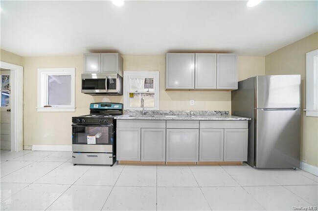 Building Photo - 8834 US-209