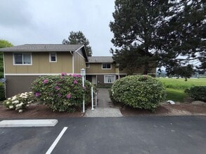 Building Photo - 16881 167th Ave SE